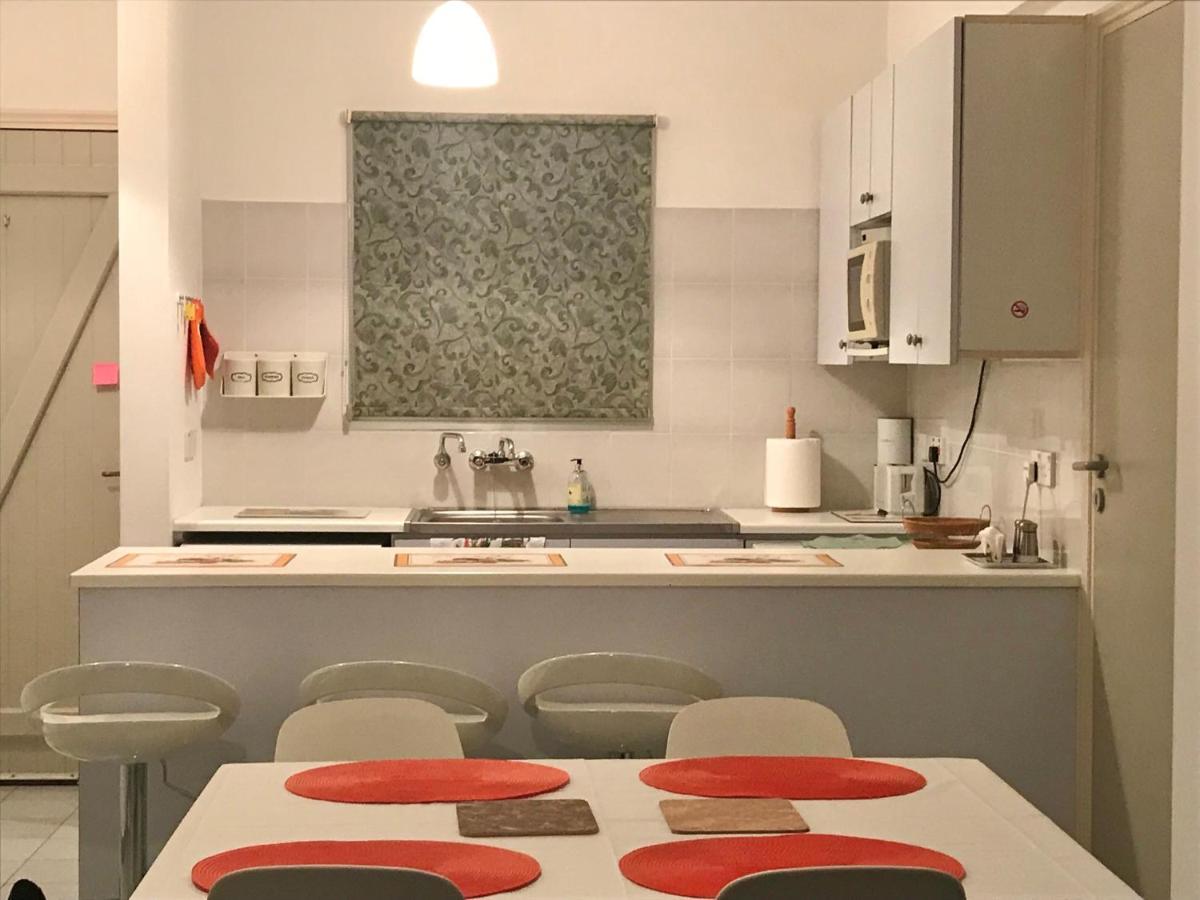 Apartment With Large Pool 레메소스 외부 사진